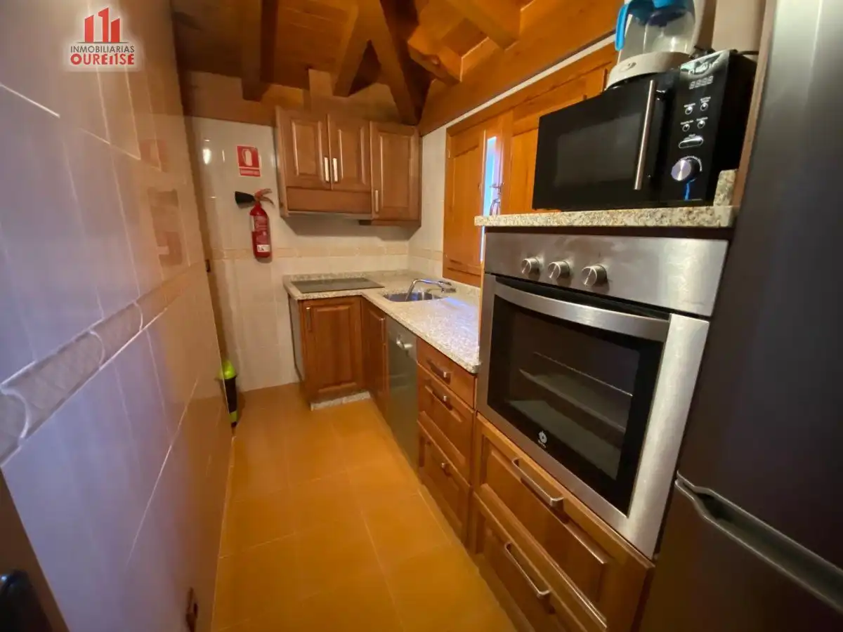 Cocina de Casa o chalet en venta en Carballeda de Avia con Aire acondicionado, Calefacción y Jardín privado