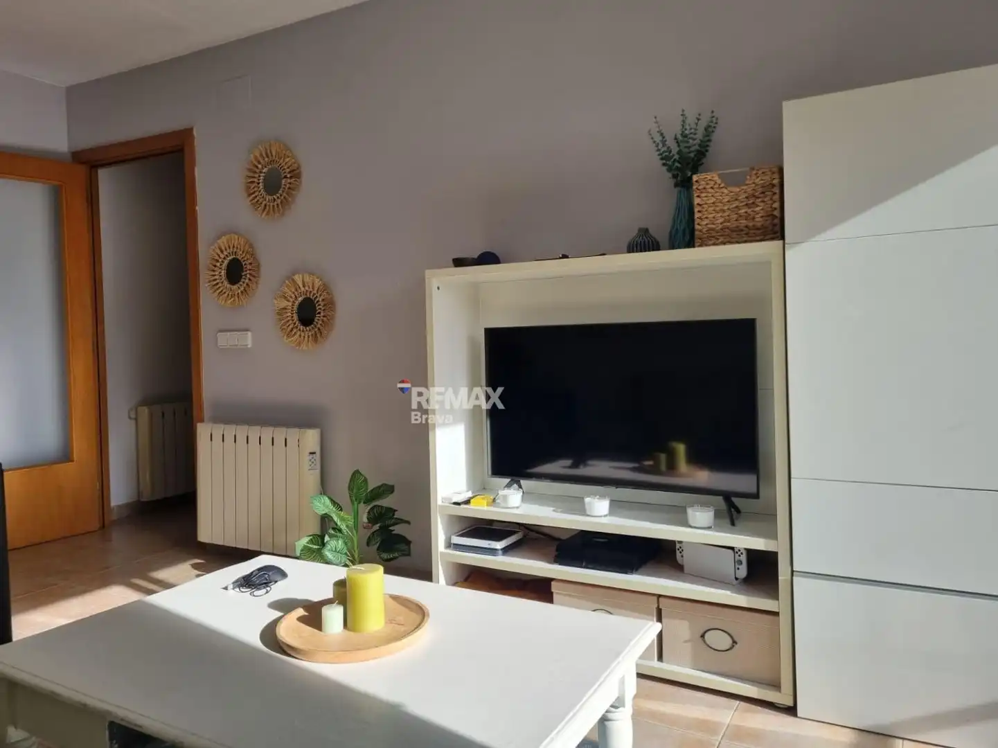Sala de estar de Piso en venta en Girona con Aire acondicionado y Balcón