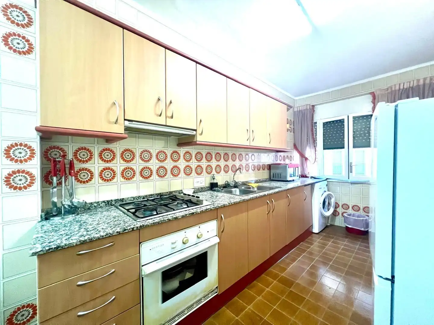 Küche von Wohnung zum Verkauf in Amposta mit Terrasse, Abstellraum und Möbliert