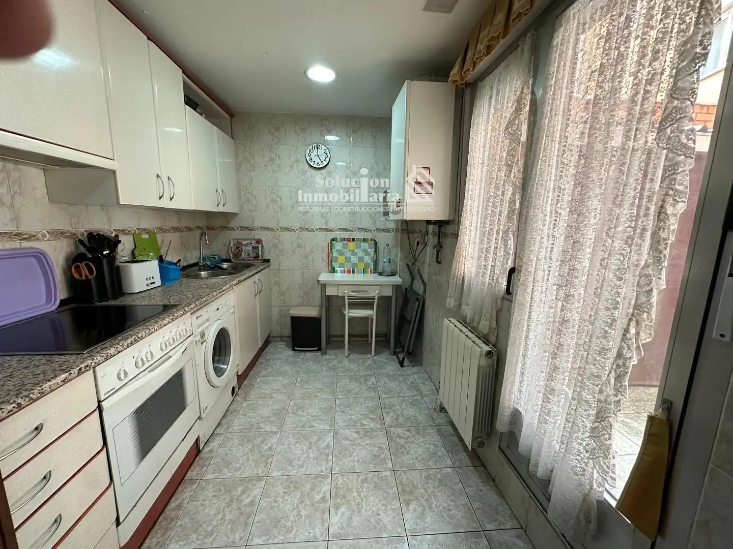 Kitchen of Flat for rent in Salamanca  with Heating, Terrace and Furnished