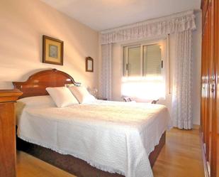 Bedroom of Flat for sale in Alicante / Alacant  with Heating, Private garden and Community pool