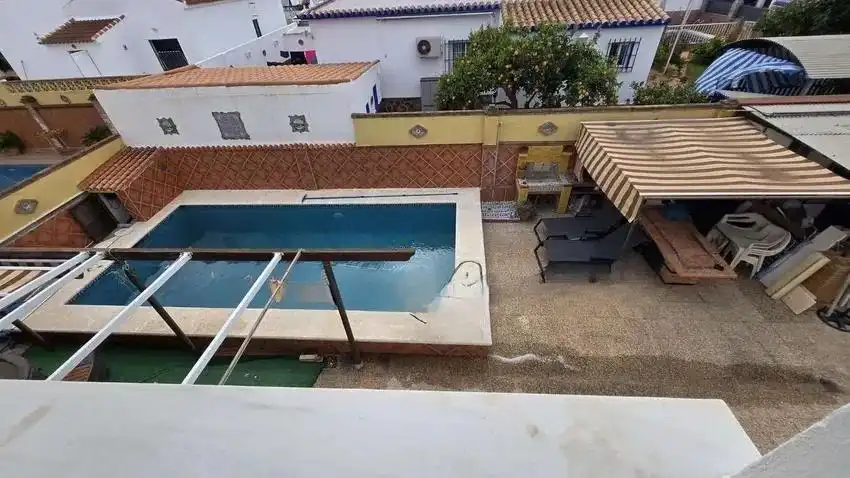 Xalet amb piscina en venda a Jardines de Alhaurín - Huerta Alta - Fuensanguínea, imagen 3