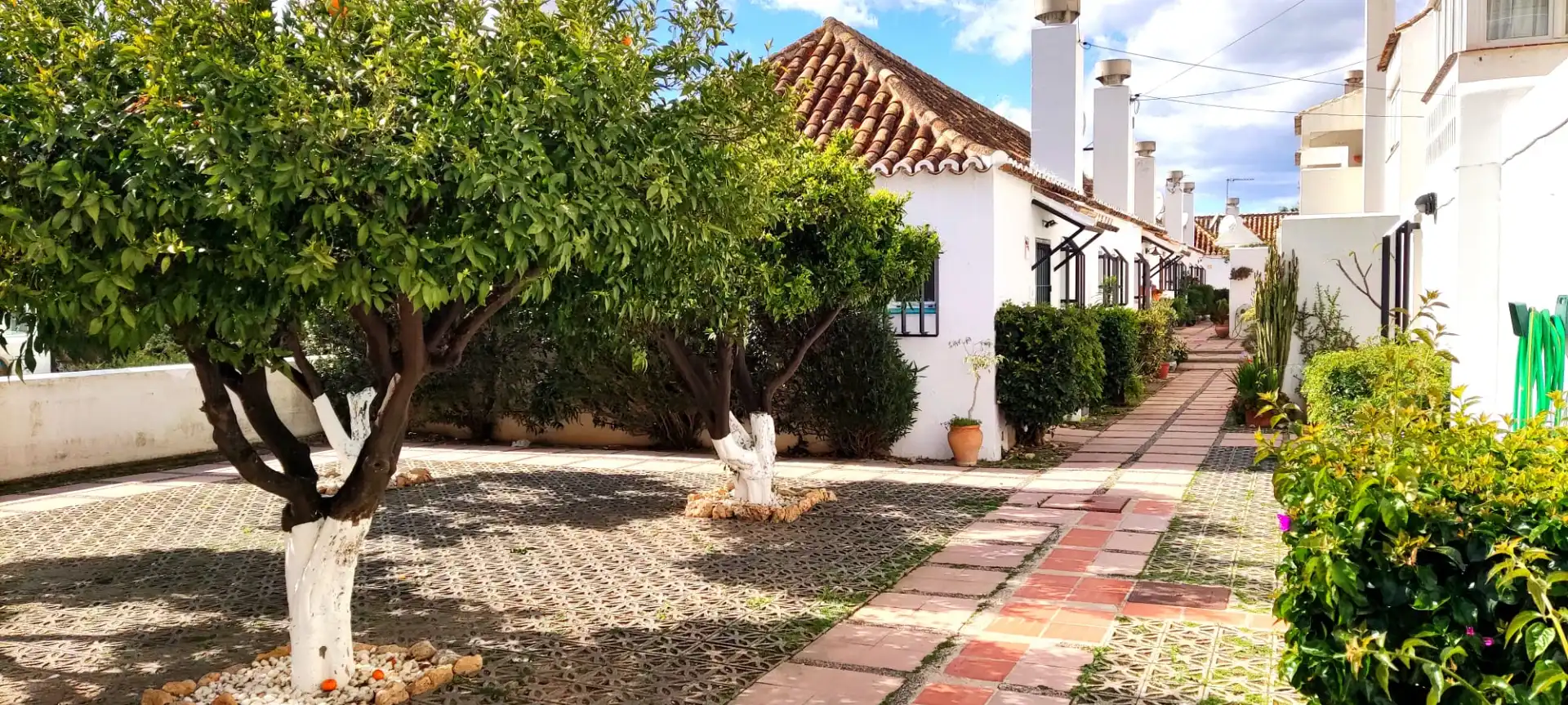 Vista exterior de Local en venda en Mijas