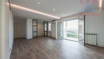 Living room of Flat to rent in  Madrid Capital  with Air Conditioner, Heating and Parquet flooring