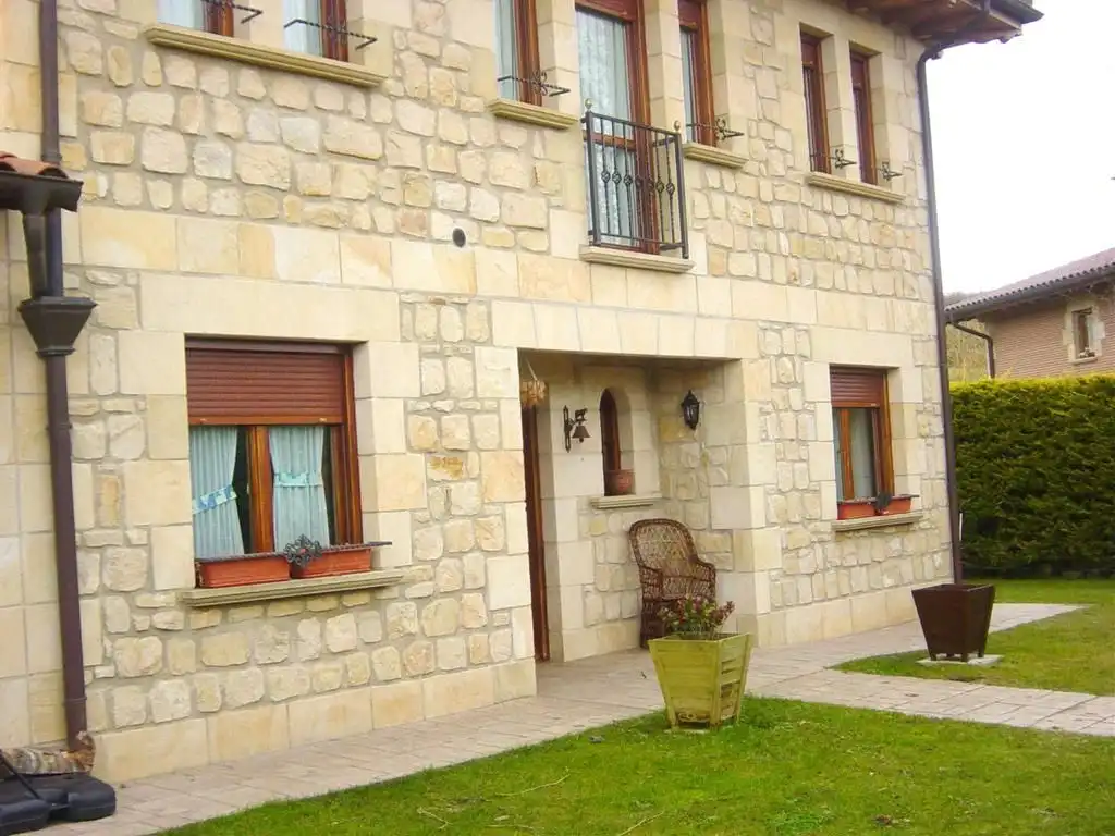 Xalet amb jardí en venda a Calle Iglesia, imagen 2