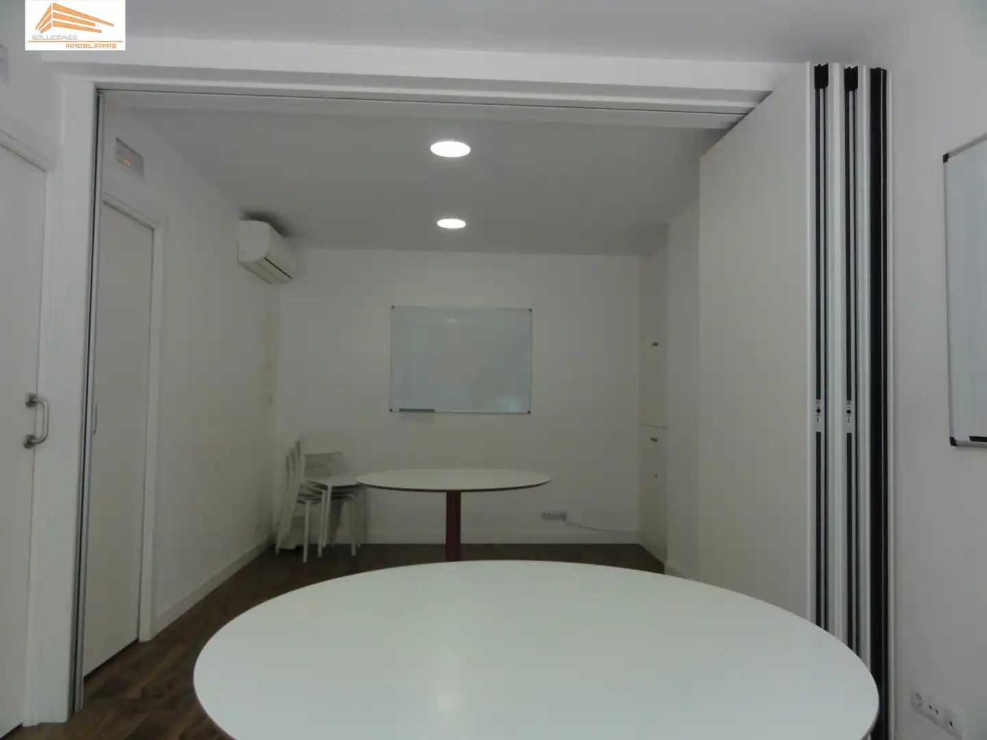 Commercial properties for sale in Calle Alfonso X, Aranzana
