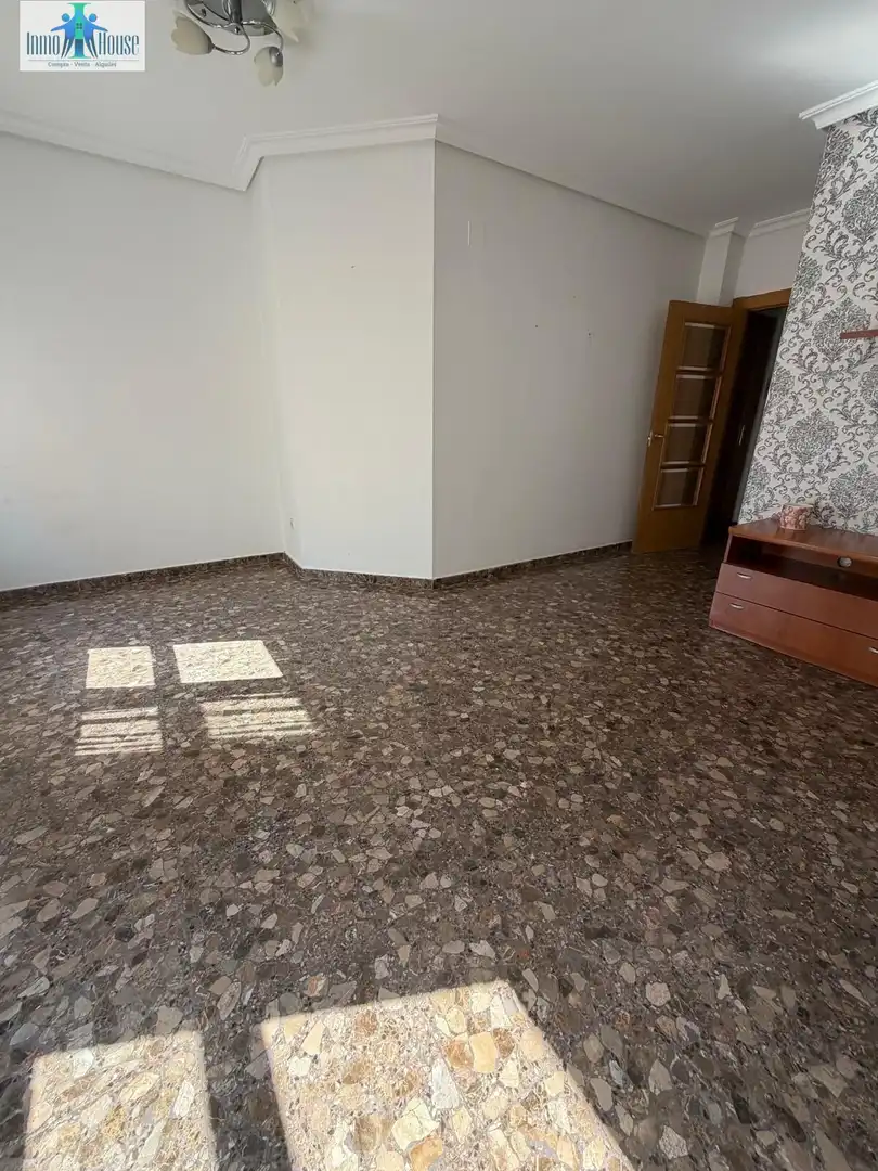 Dúplex en venta en Albacete con Calefacción y Amueblado