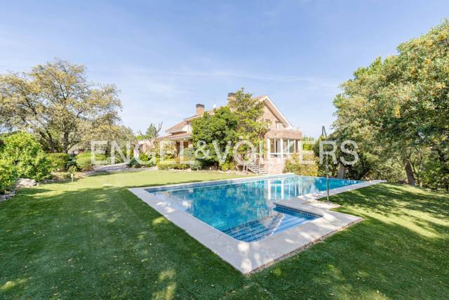 Casa-chalet en Venta en Club de Golf
