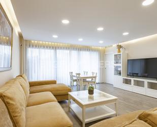 Living room of Apartment for sale in Sabadell  with Air Conditioner, Heating and Parquet flooring