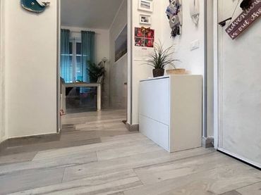 Flat with lift for sale in Duque de Abrante