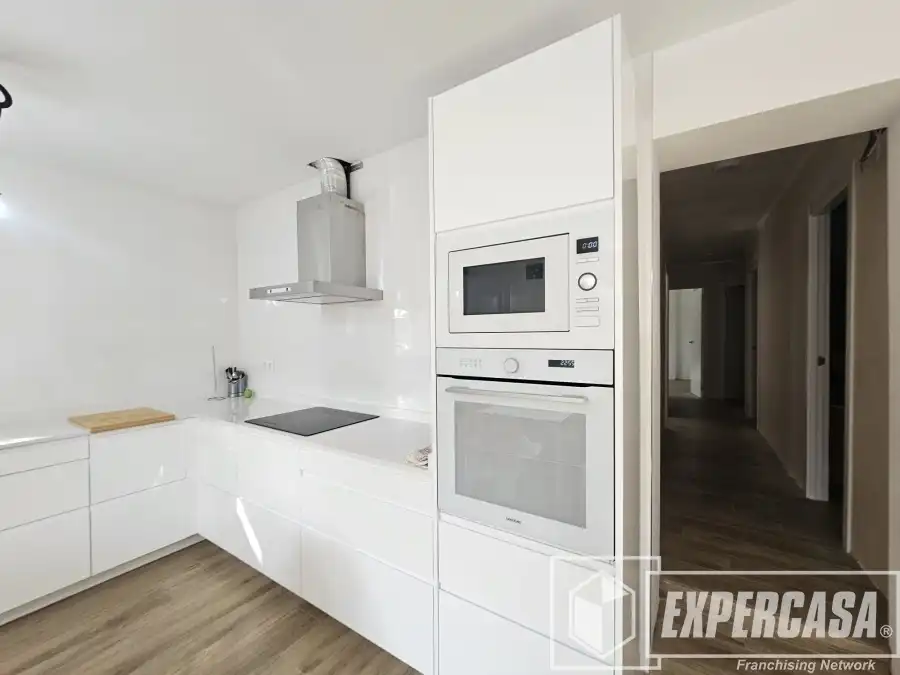 Detached house with pool for sale in Turís