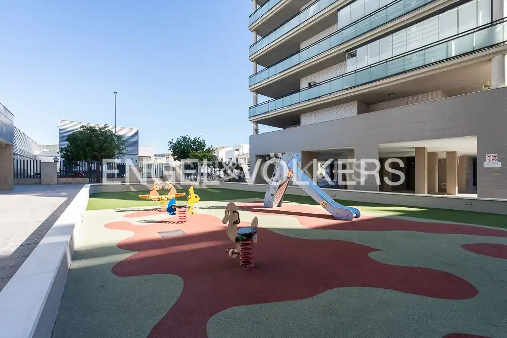 Terrassa de Pis de lloguer en Sagunto / Sagunt amb Aire condicionat, Calefacció i Parquet
