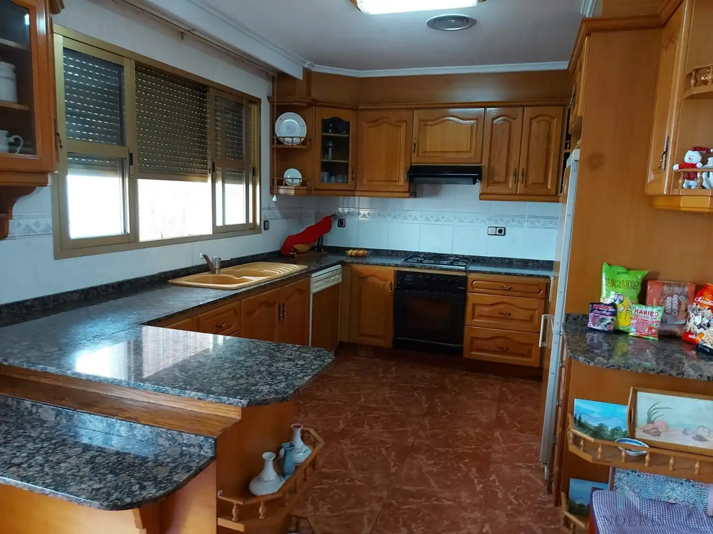 Kitchen of Flat for share in Picassent  with Terrace and Furnished