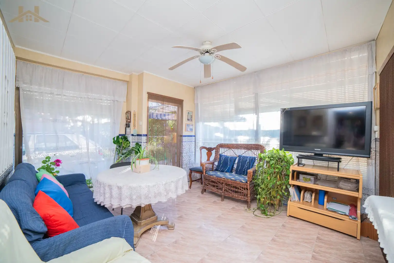 Sala d'estar de Casa o xalet en venda en Illescas amb Aire condicionat, Calefacció i Jardí privat