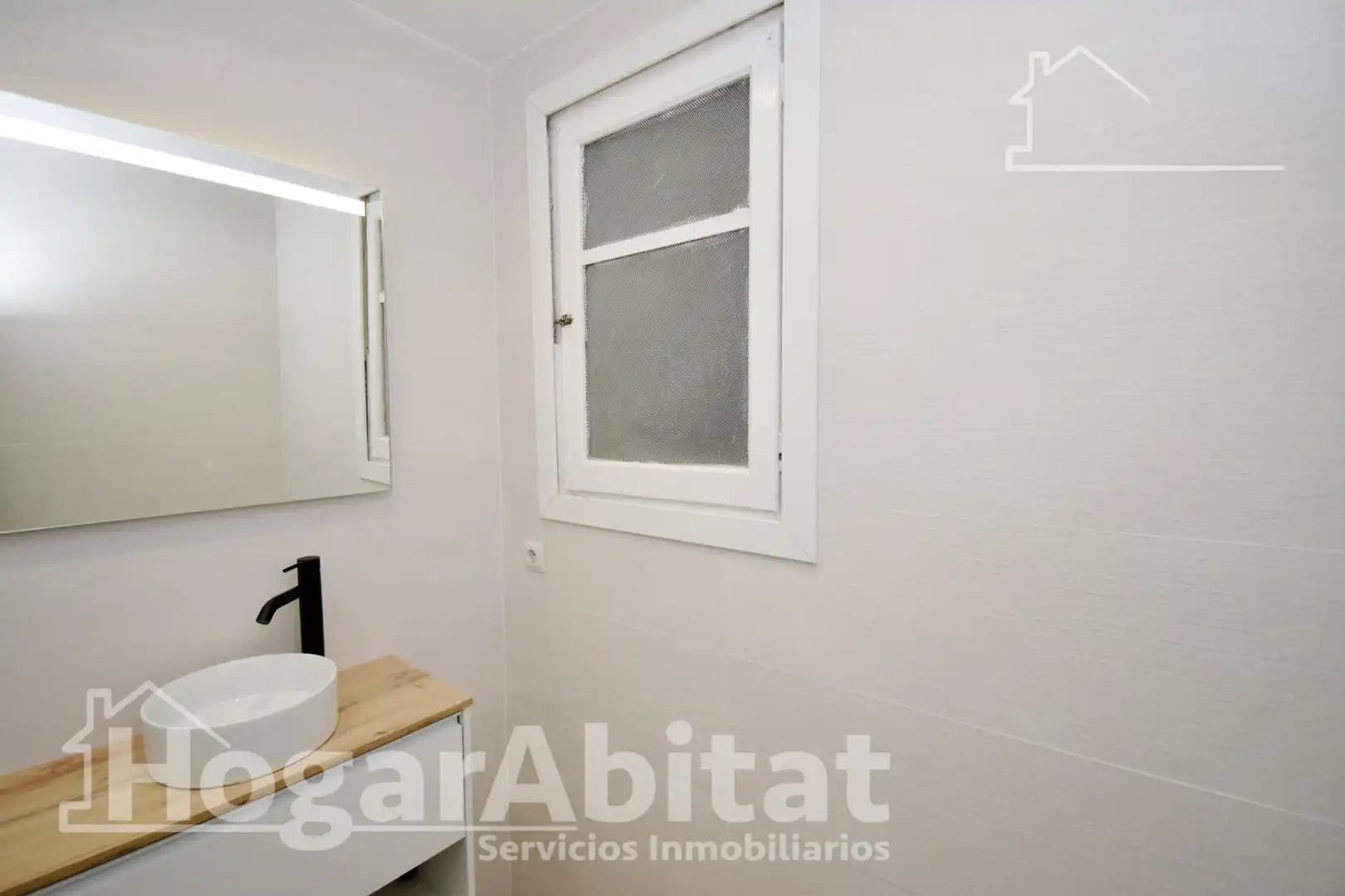 Baño de Piso en venta en Burriana / Borriana con Balcón y Alarma