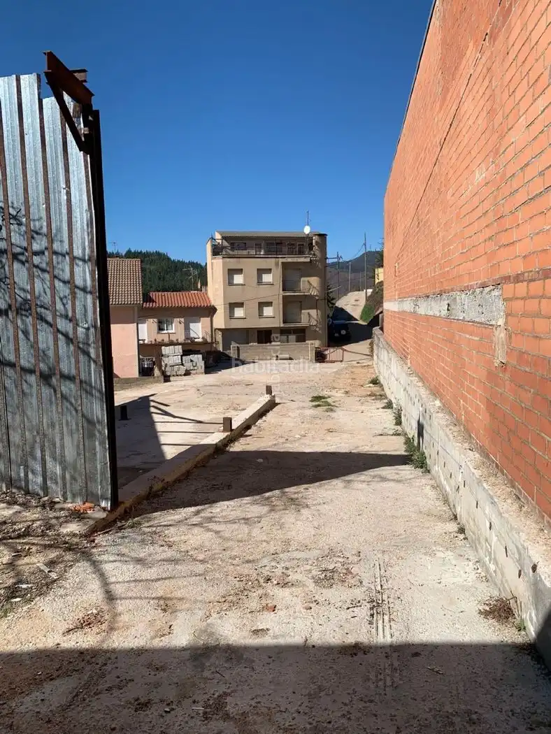 Industriegrundstück zum Verkauf in Carrer Hospital 58