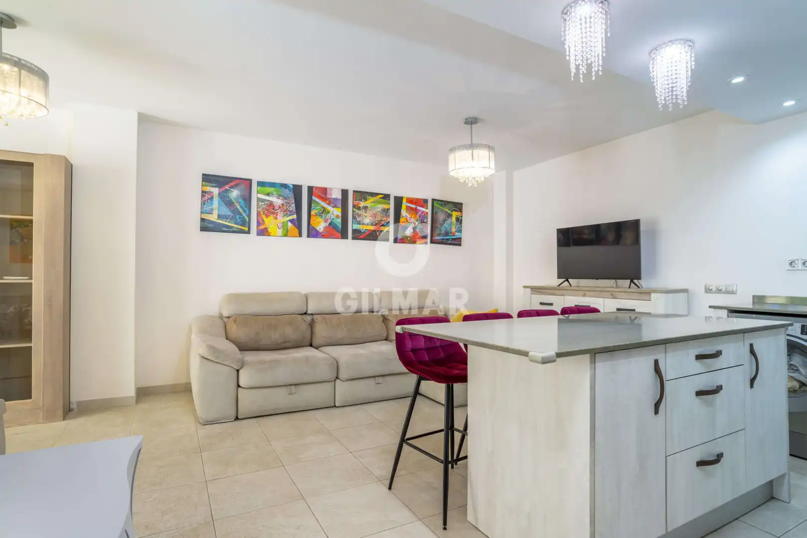 Sala de estar de Planta baja en venta en Estepona con Calefacción, Jardín privado y Piscina