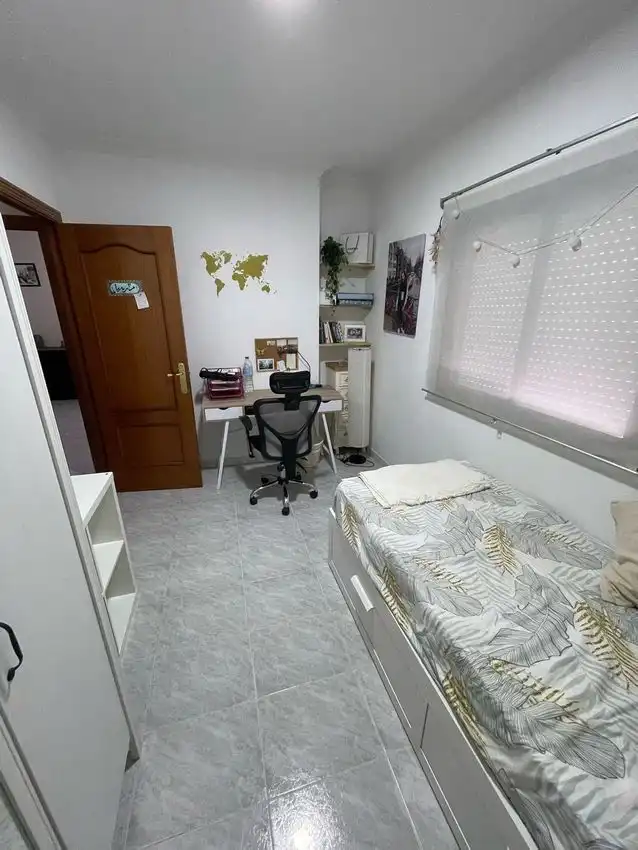 Dormitori de Casa adosada en venda en Los Barrios