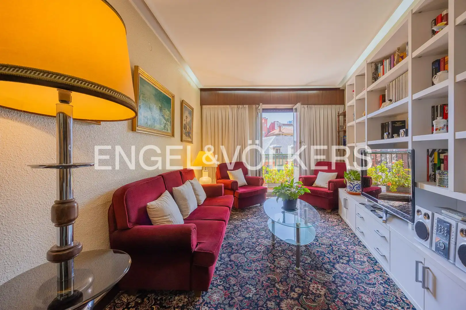 Wohnzimmer von Wohnung zum Verkauf in Bilbao  mit Heizung und Balkon