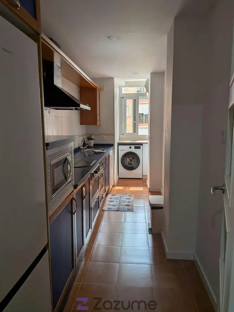 Cuina de Pis de lloguer en Sevilla amb Aire condicionat, Calefacció i Parquet