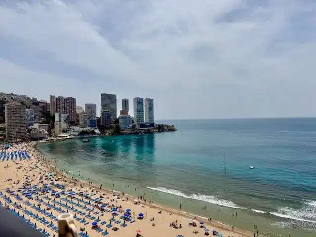 Vista exterior de Piso en venta en Benidorm con Terraza y Amueblado
