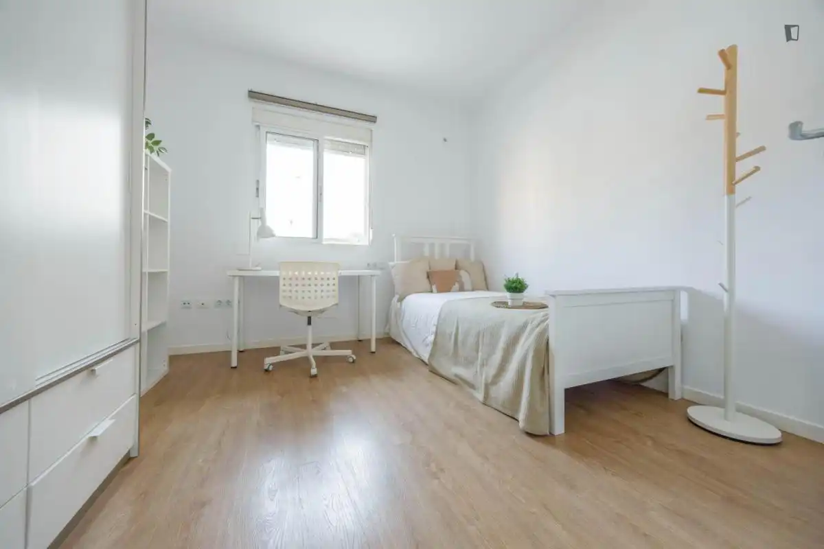 Habitación de Apartamento para compartir en Motilla del Palancar con Amueblado, Lavadora y Internet