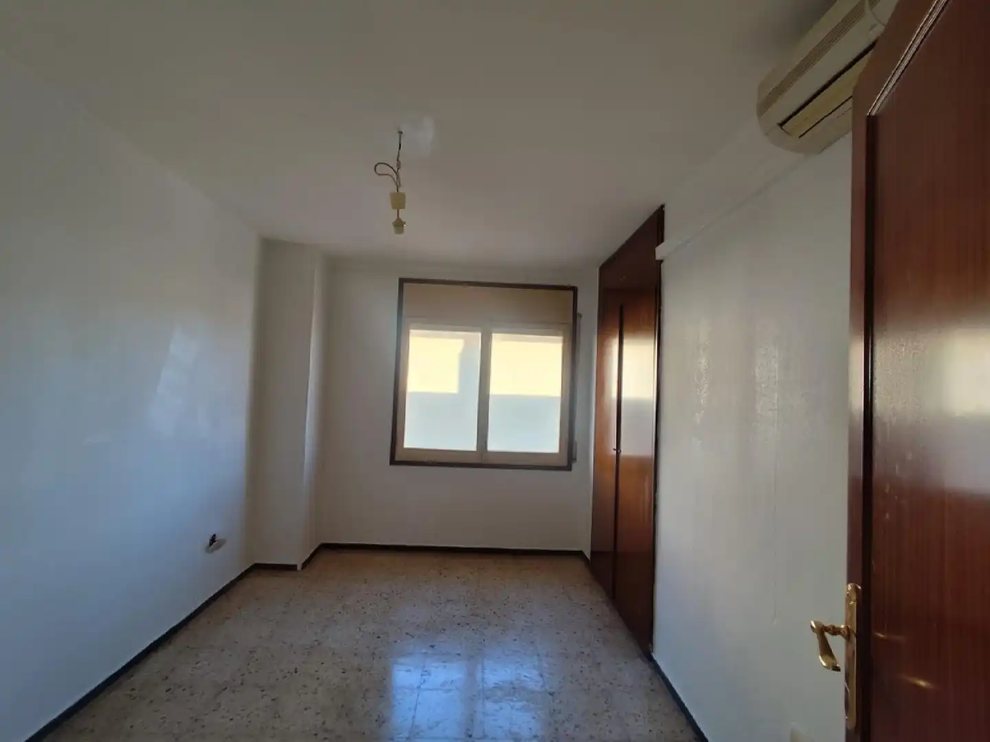 Habitación de Piso en venta en Palau-solità i Plegamans