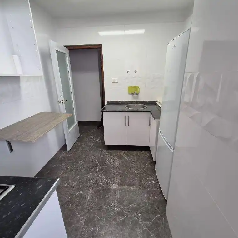Cuina de Pis en venda en La Vall d'Uixó amb Terrassa, Traster i Moblat