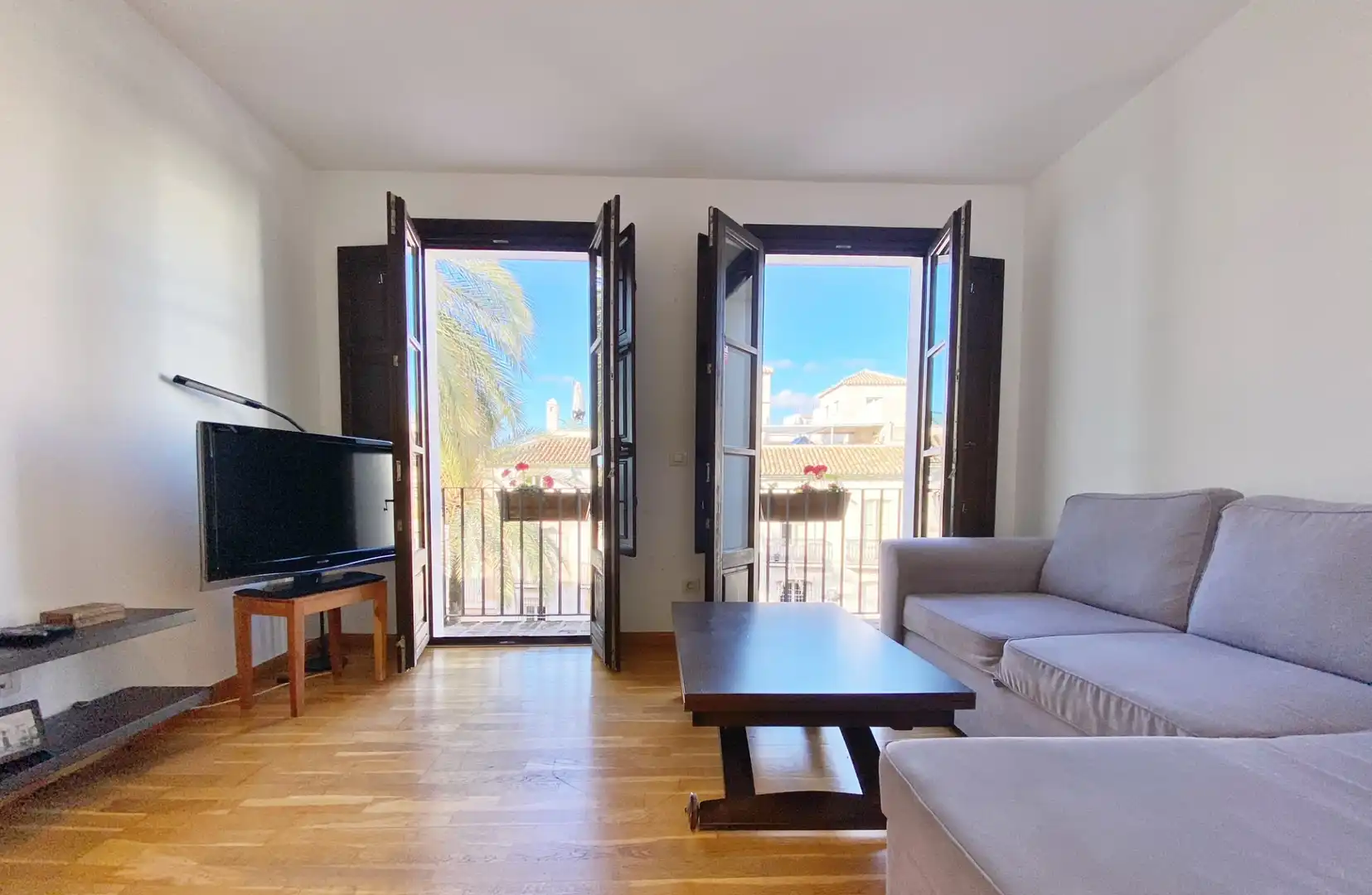 Living room of Duplexes for sale in Marbella  with Air Conditioner, Parquet flooring and Furnished