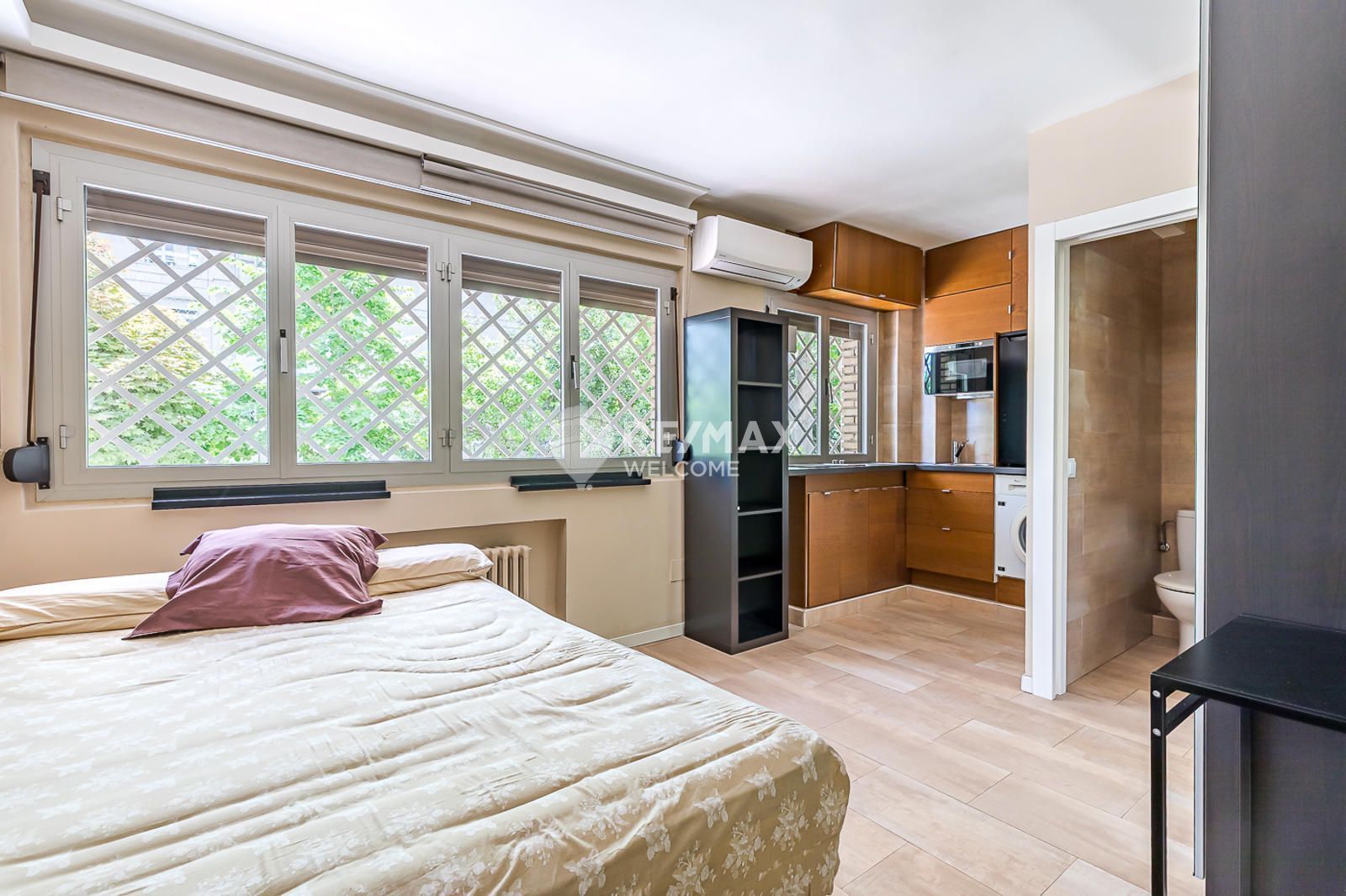 Bedroom of Flat for sale in  Madrid Capital  with Heating