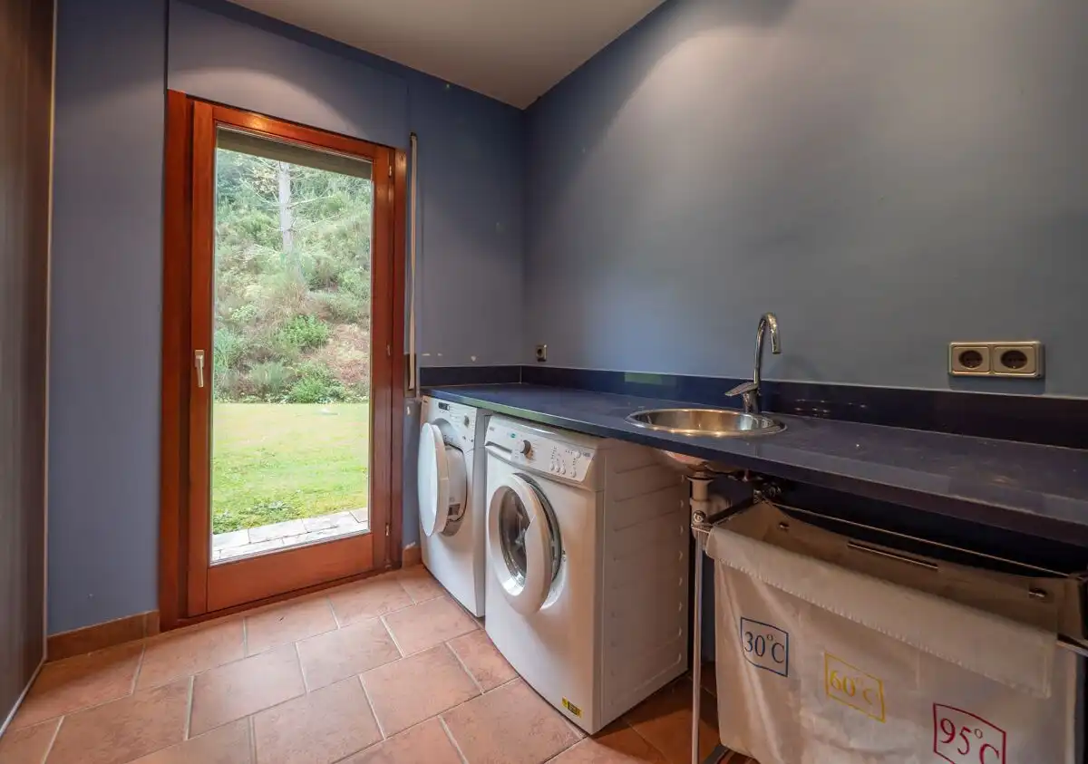 Garden of Houses for sale in Bescanó  with Terrace and Storage room