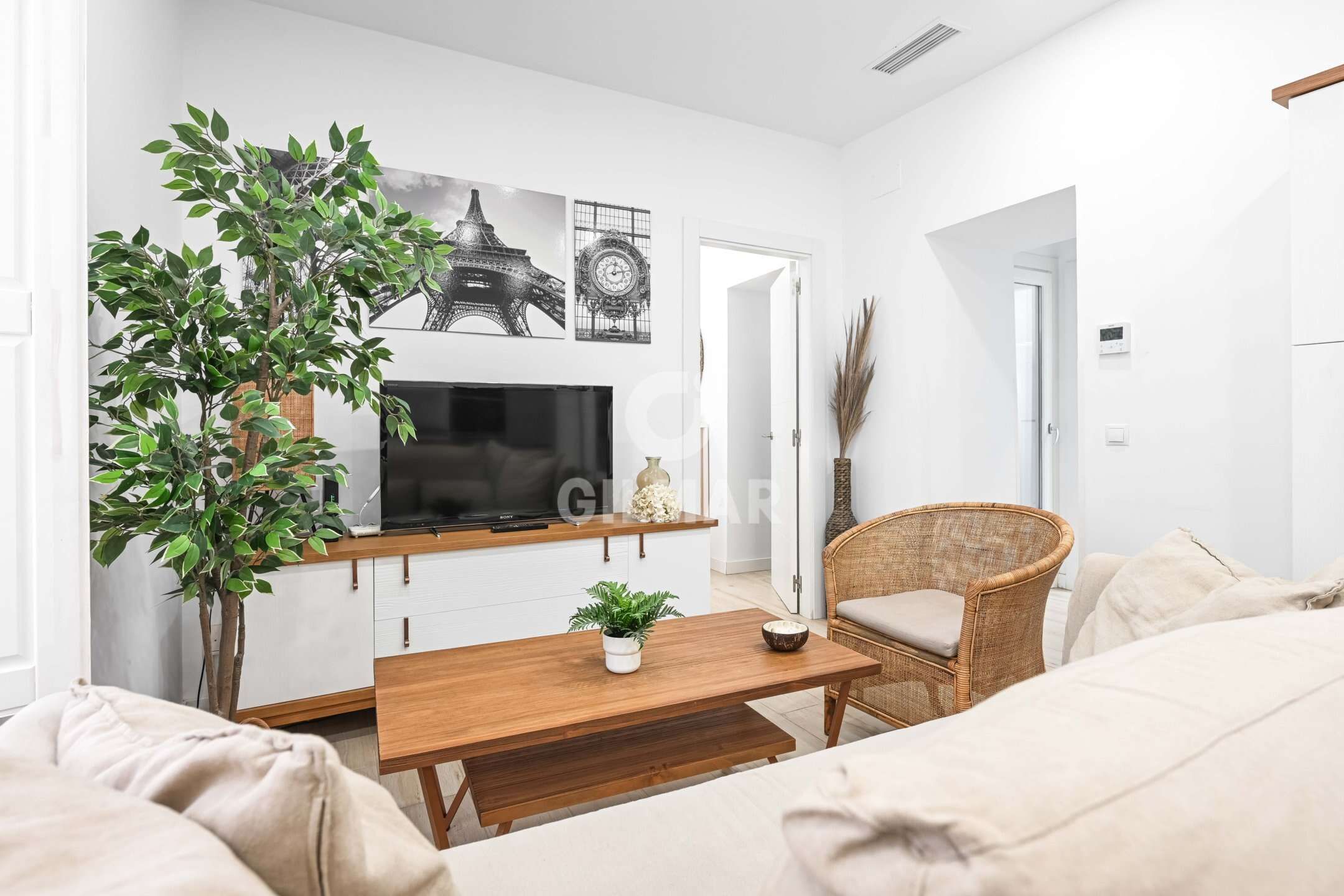 Sala d'estar de Pis en venda en  Cádiz Capital amb Calefacció i Balcó