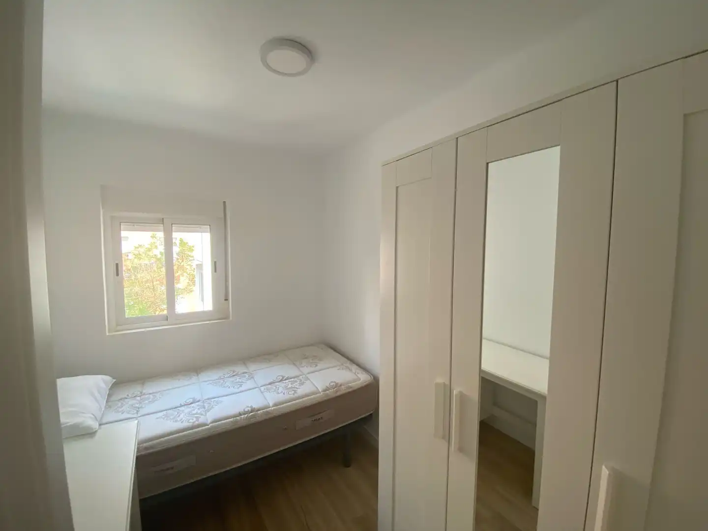 Wohnung zur Miete in Placeta Larra, 2, Barrio de Zaidín