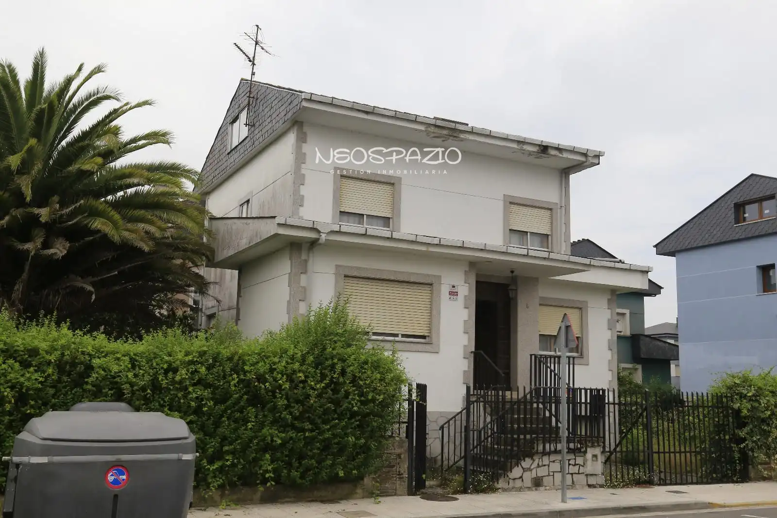 Vista exterior de Casa o chalet en venta en Lugo con Calefacción, Amueblado y Alarma