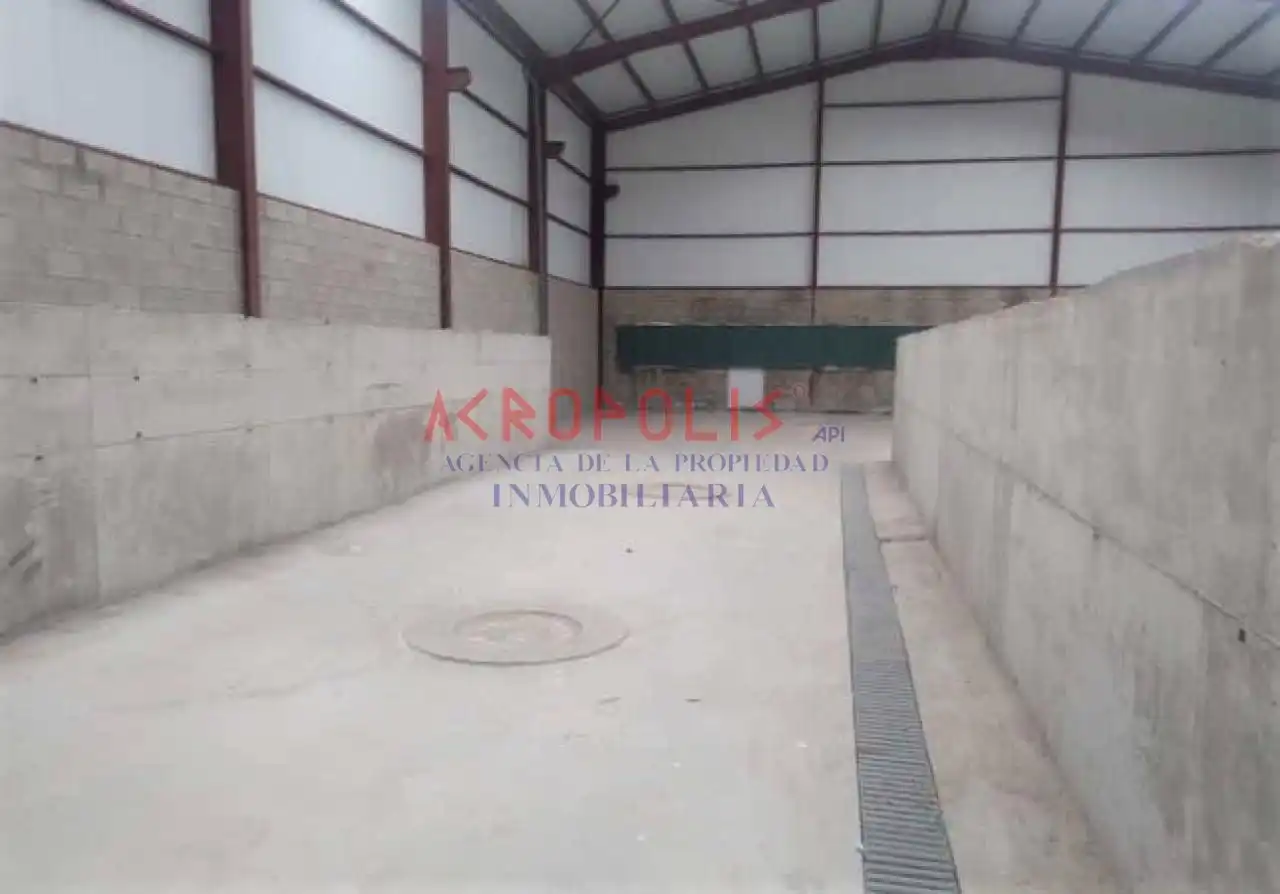 Local commercial à vendre à Calle Pj Valle De La Huerga 24010 Cuadros, imagen 4