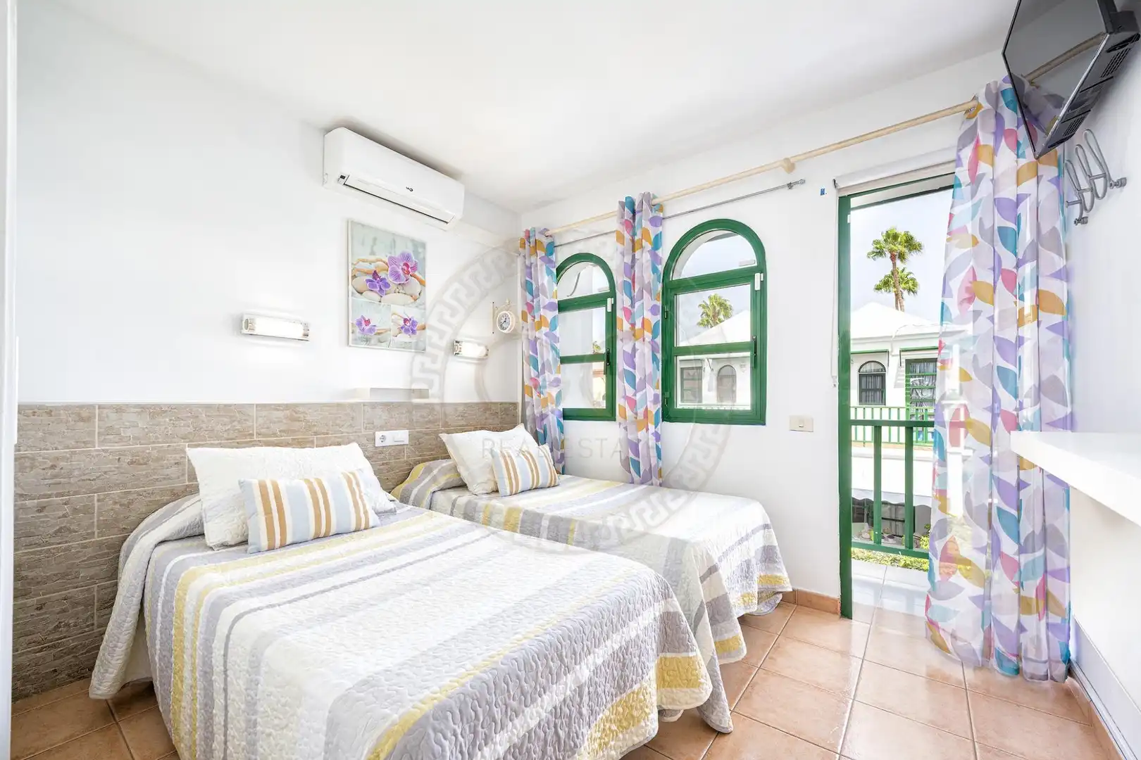 Dormitori de Casa adosada en venda en San Bartolomé de Tirajana amb Aire condicionat, Jardí privat i Terrassa