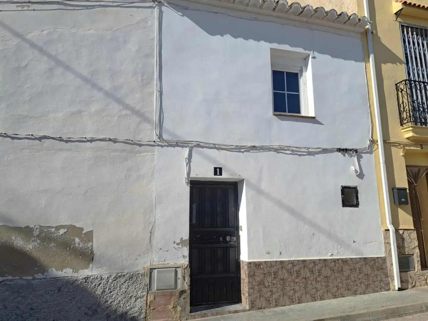 Exterior view of Houses for sale in Requena  with Terrace and Storage room
