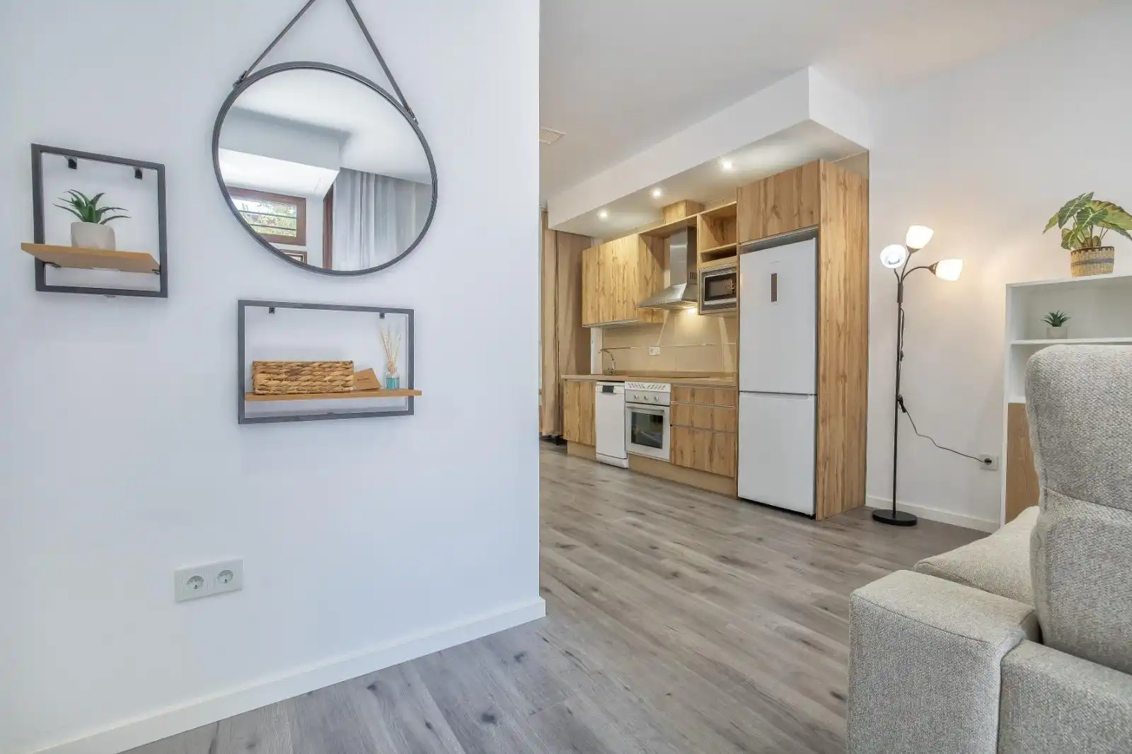 Erdgeschosswohnung zur Miete in Calle SANTA MARIA DE TRASSIERRA 56, imagen 3