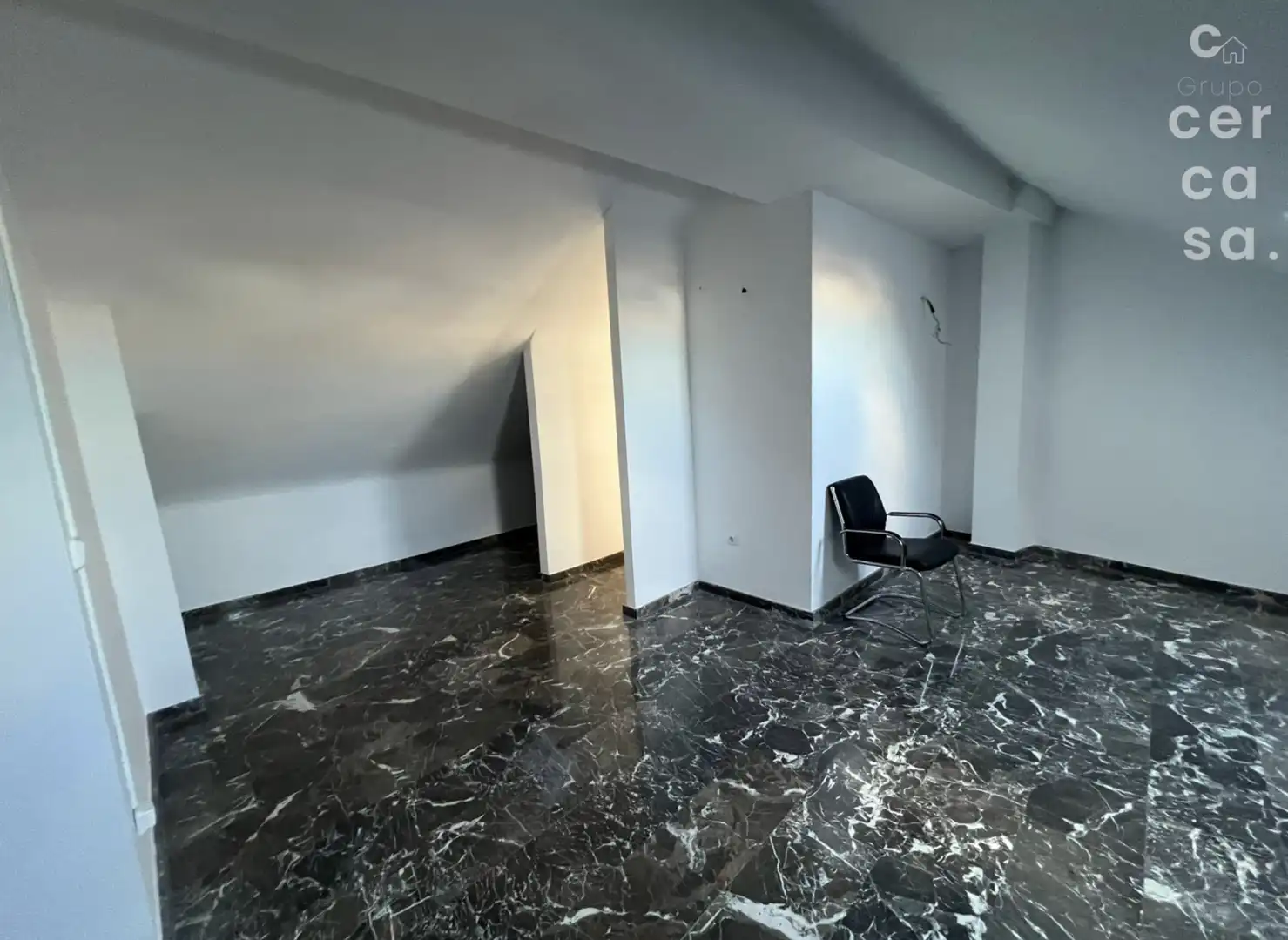 Dachboden zum Verkauf in Valencia mit Terrasse