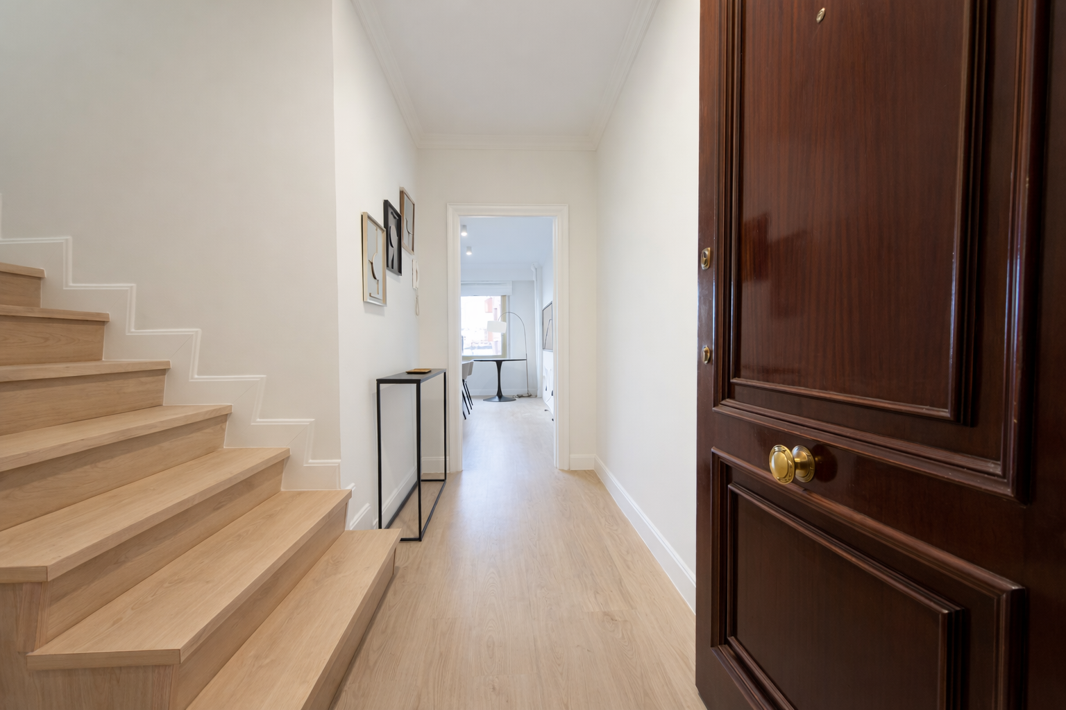 Duplex for sale in  Madrid Capital  with Air Conditioner, Heating and Furnished