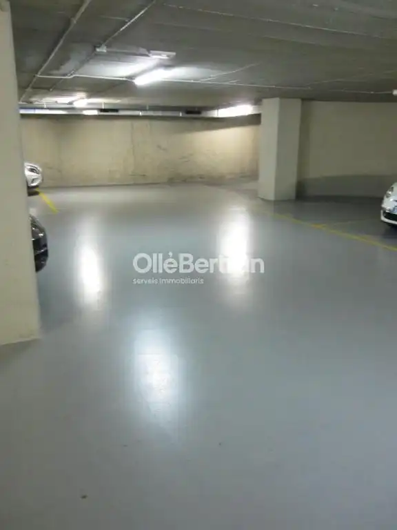 Parkplatz von Garage zur Miete in Barcelona