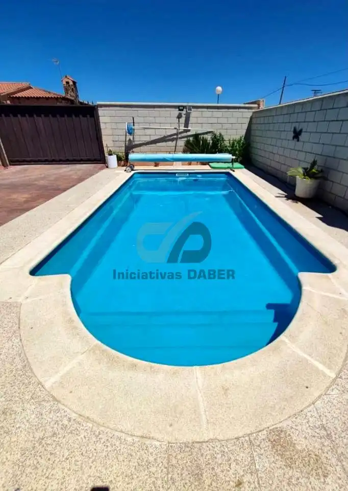 Piscina de Casa o chalet en venta en El Casar de Escalona con Aire acondicionado, Jardín privado y Terraza
