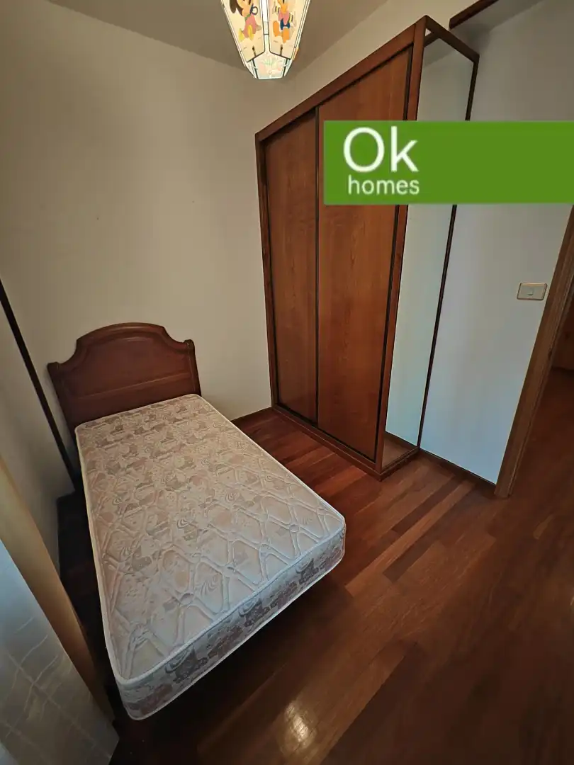 Bedroom of Detached homes for sale in Curtis  with Heating, Private garden and Parquet flooring