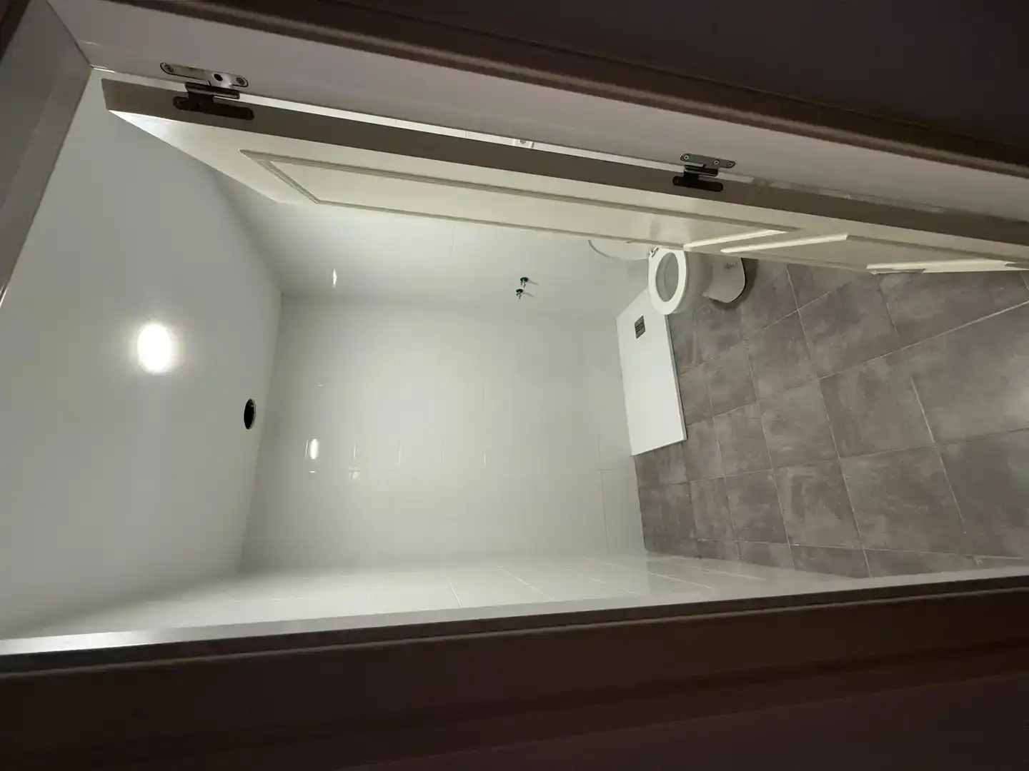 Badezimmer von Erdgeschoss zur Miete in  Almería Capital mit Klimaanlage
