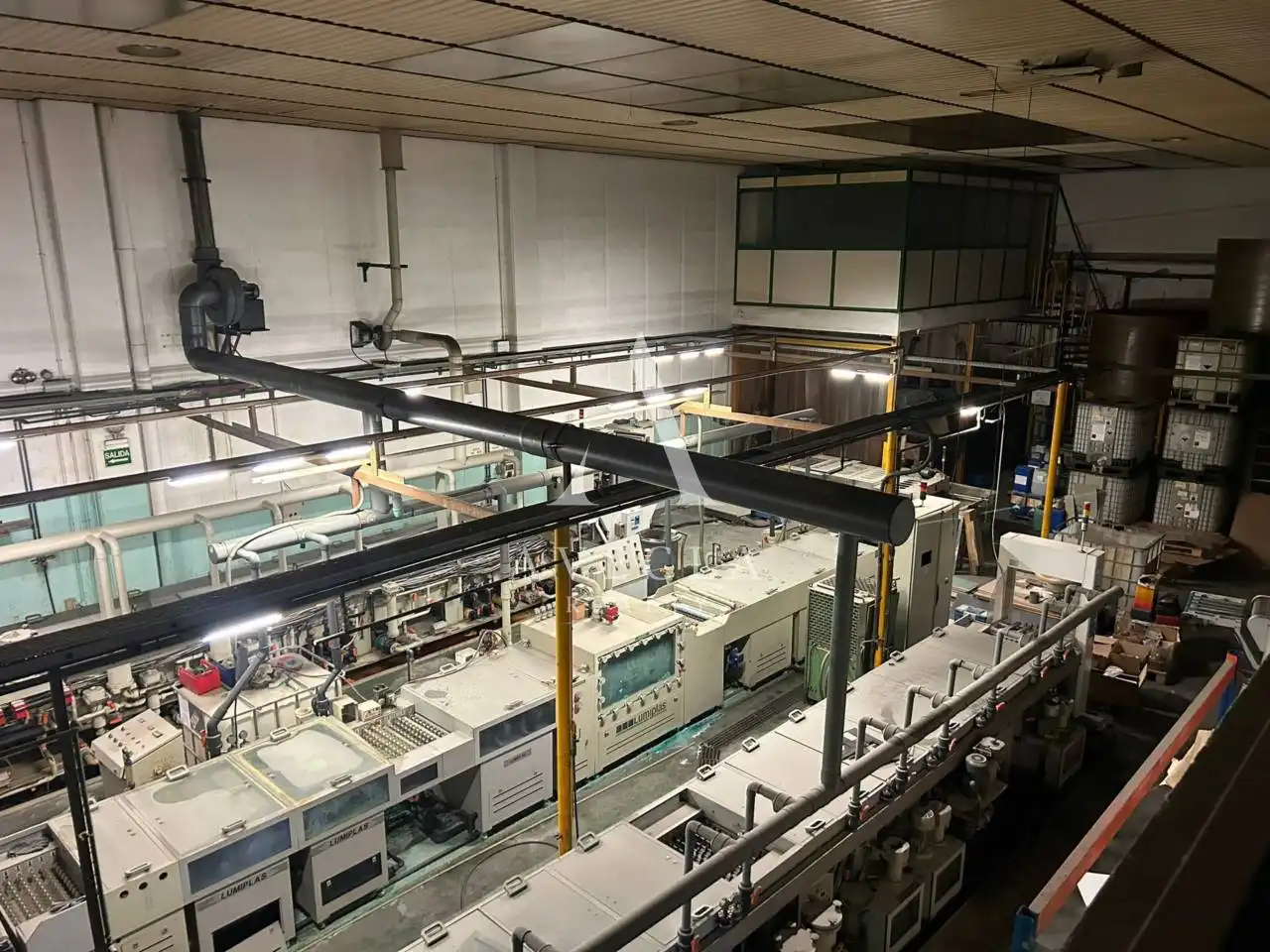 Industriegebäude zum Verkauf in Calle Foc 8, imagen 3