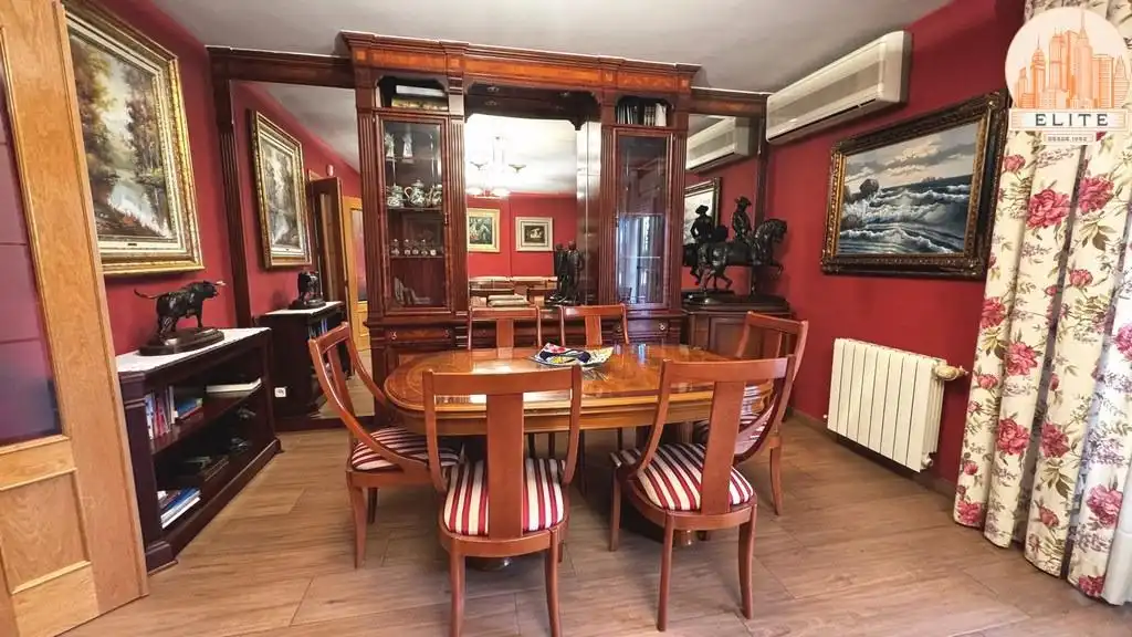 Comedor de Casa adosada en venta en Torrejón de la Calzada con Aire acondicionado, Calefacción y Jardín privado