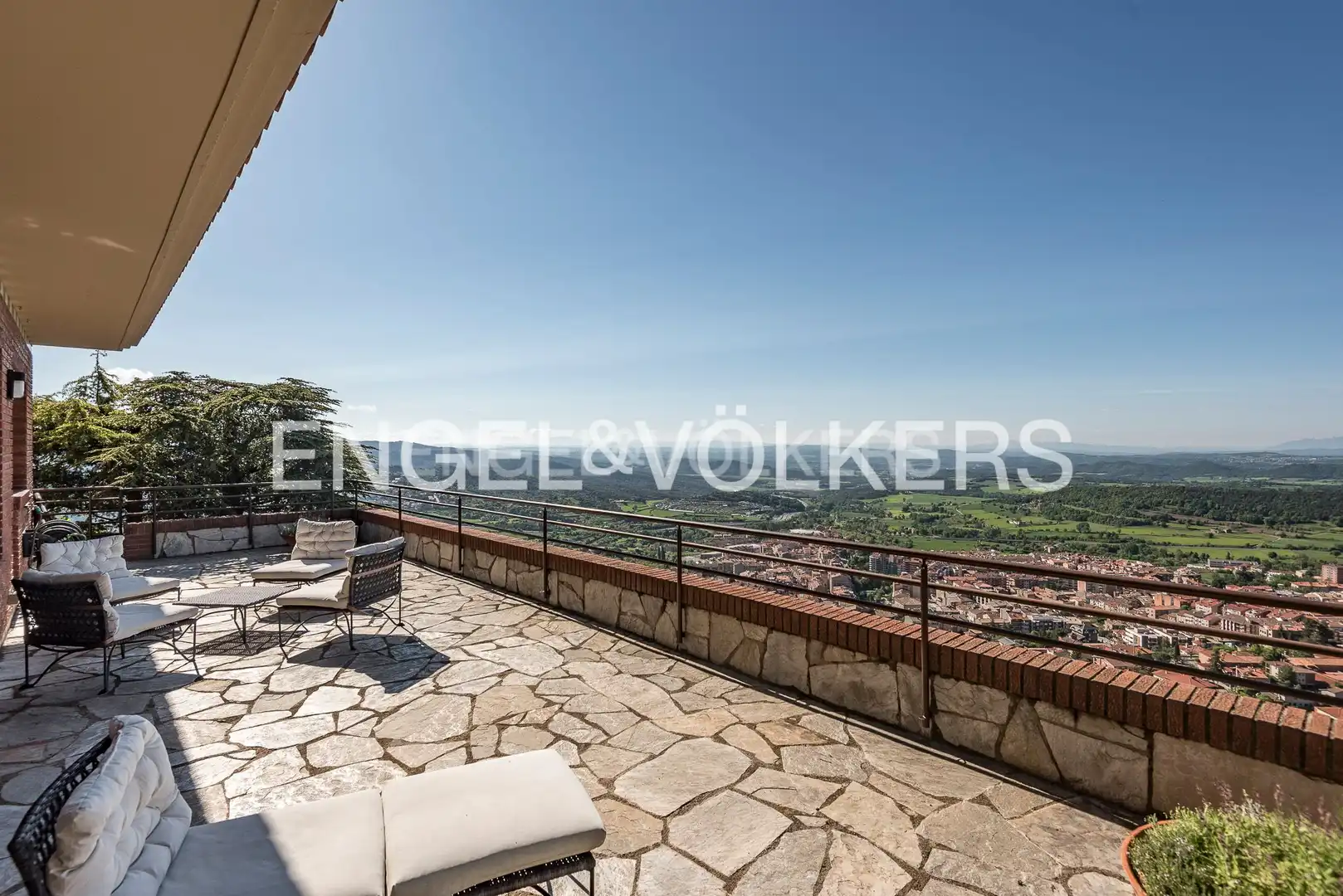 Terraza de Casa o chalet en venta en Berga con Calefacción, Jardín privado y Terraza