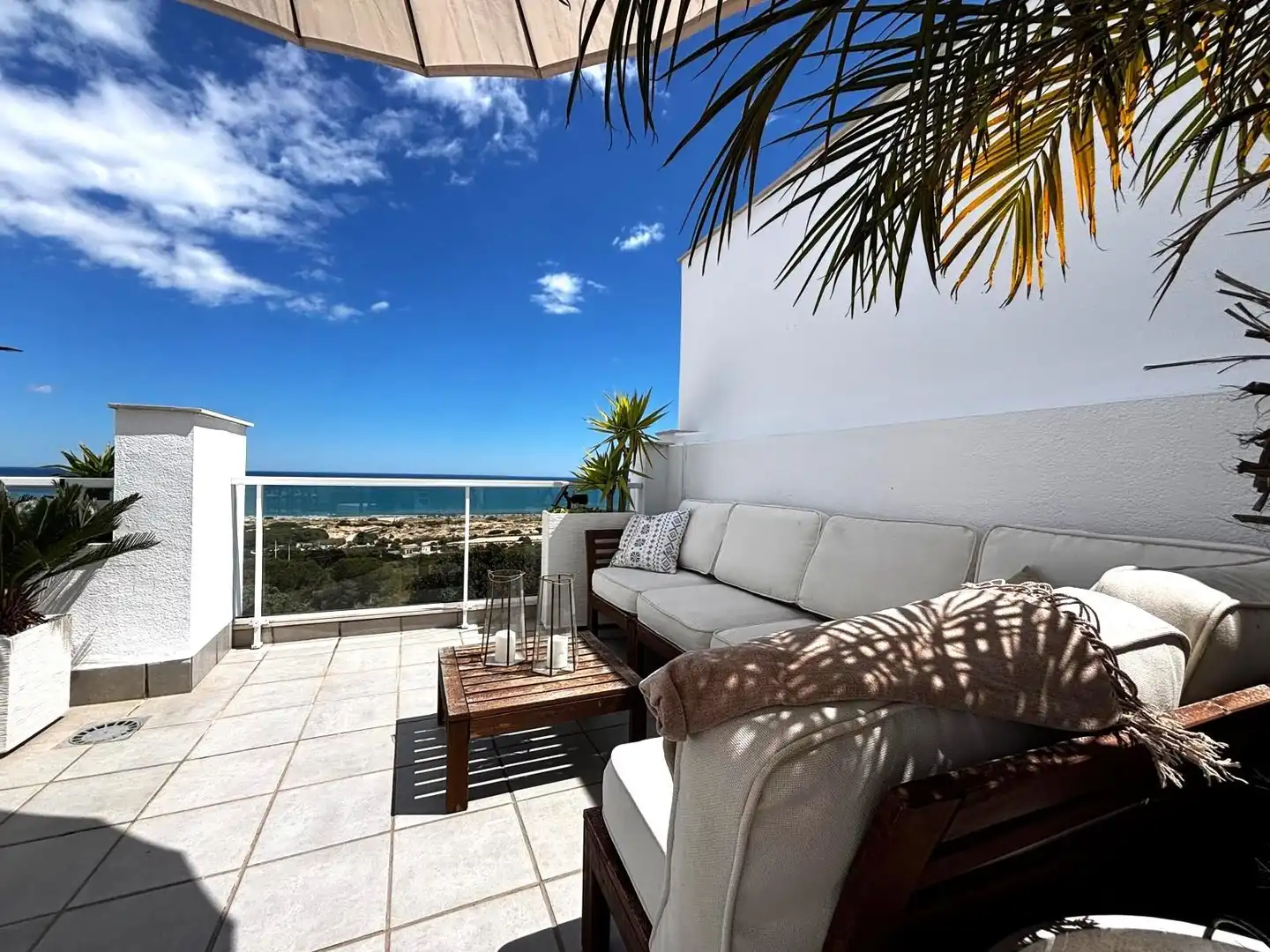 Terrasse von Dachboden zum Verkauf in Santa Pola mit Klimaanlage, Terrasse und Balkon