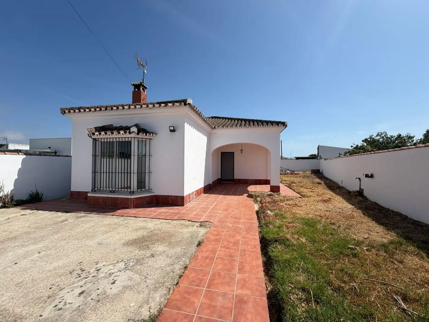 Chalet con piscina en venta en Las Lagunas - Campano, imagen 3