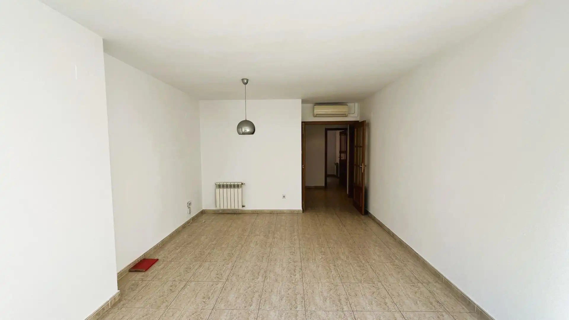 Piso con terraza en venta en Calle BERNAT ARTOLA 21, imagen 5